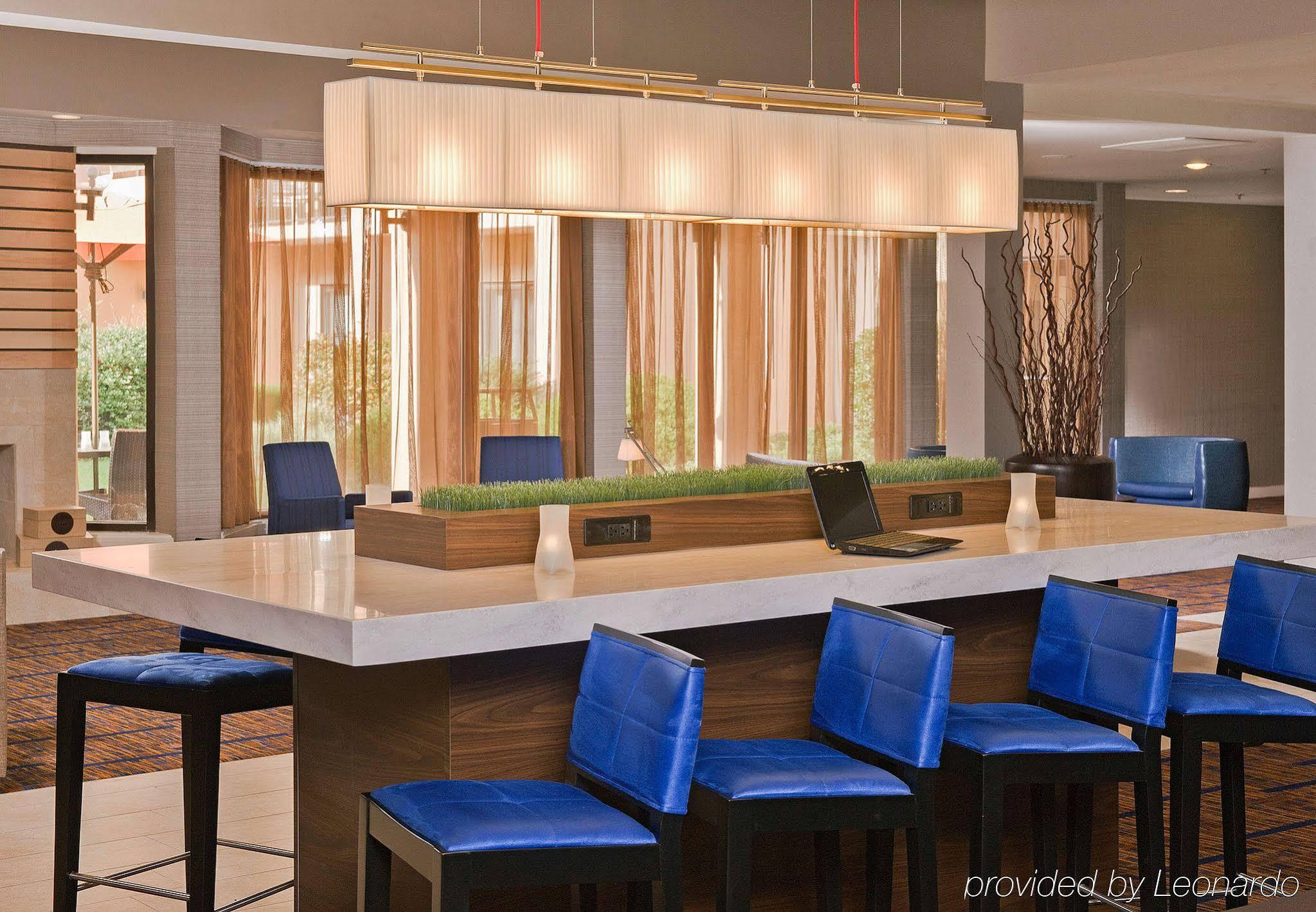 โซเนสตา ซีเลกต์ มาห์วาห์ Hotel ภายนอก รูปภาพ