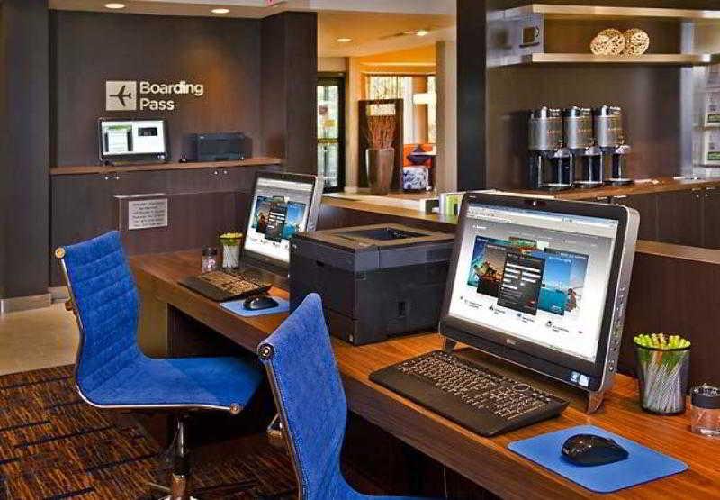 โซเนสตา ซีเลกต์ มาห์วาห์ Hotel ภายนอก รูปภาพ