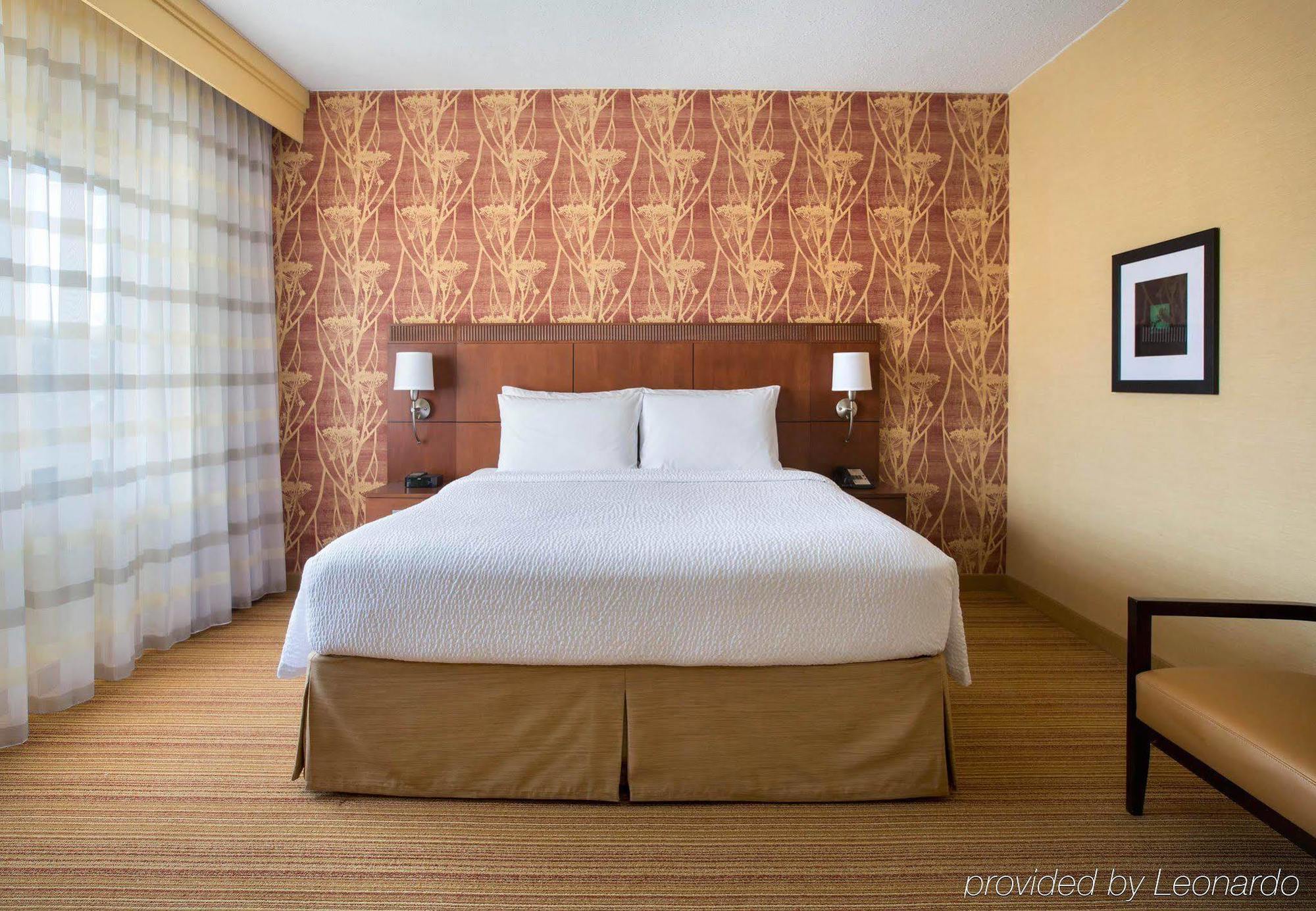 โซเนสตา ซีเลกต์ มาห์วาห์ Hotel ภายนอก รูปภาพ