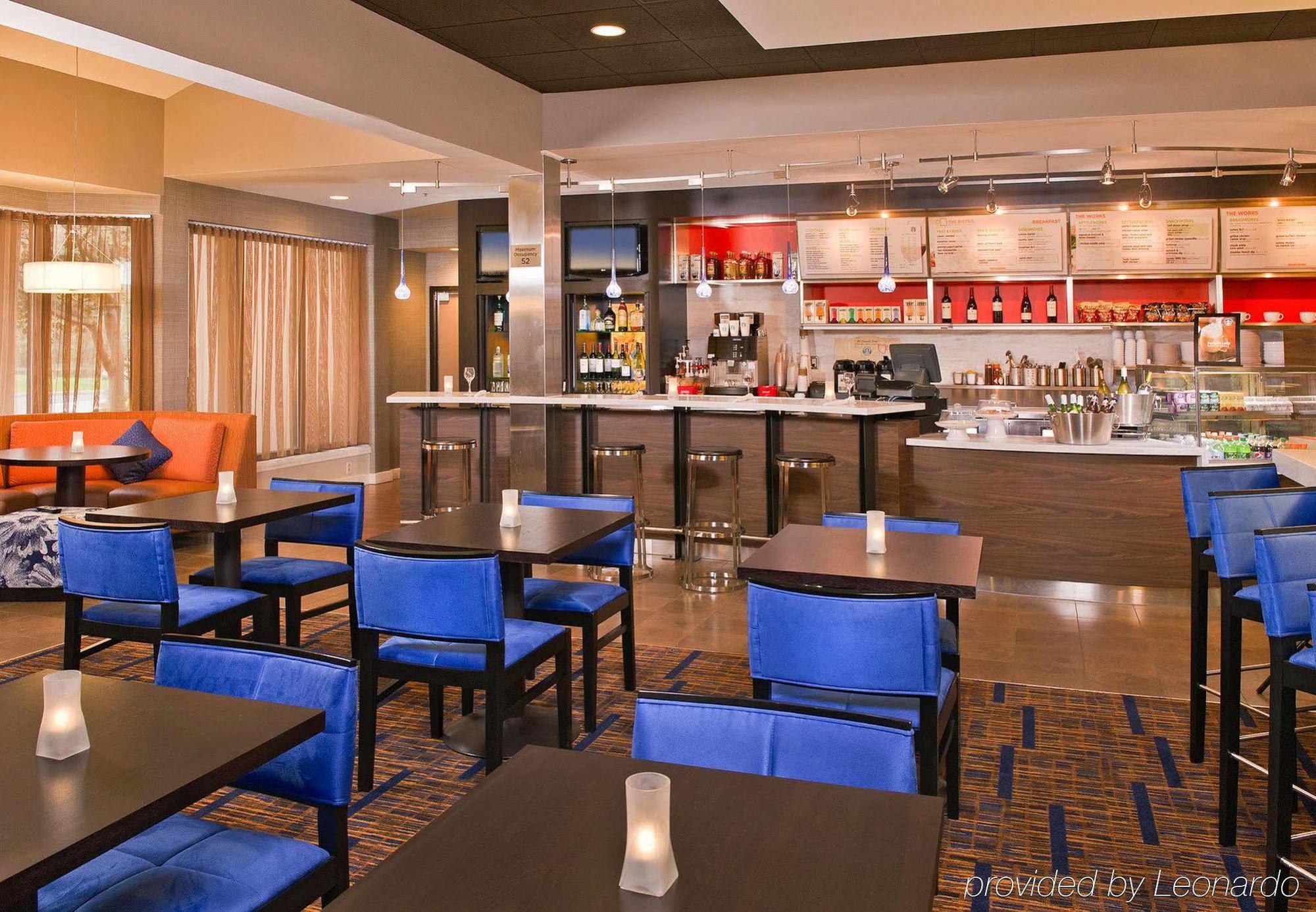 โซเนสตา ซีเลกต์ มาห์วาห์ Hotel ภายนอก รูปภาพ