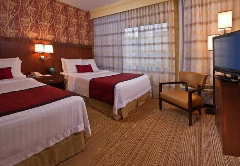 โซเนสตา ซีเลกต์ มาห์วาห์ Hotel ภายนอก รูปภาพ