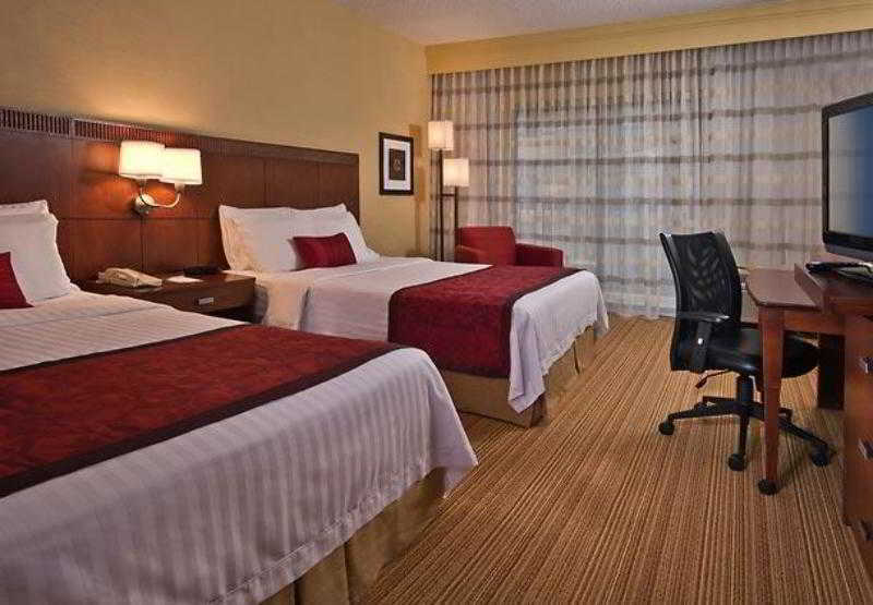 โซเนสตา ซีเลกต์ มาห์วาห์ Hotel ภายนอก รูปภาพ